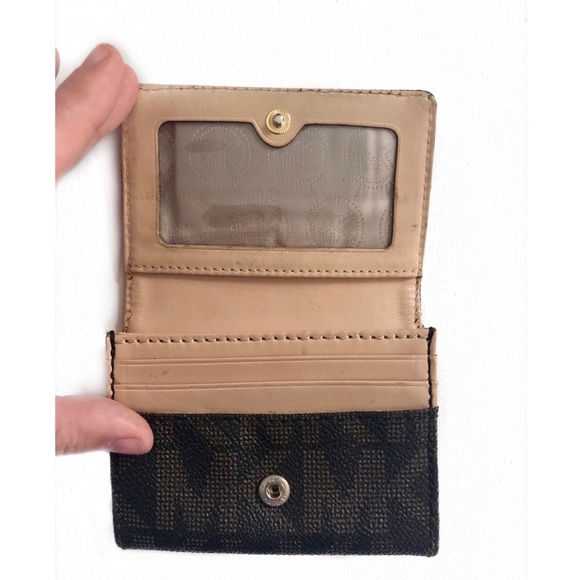 Gently loved Micheal Kors Small Mulberry BN Wallet - Picture 3 of 5